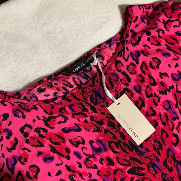 COPY - CAPSULE London Hot Pink Leopard Print Boxy… - Picture 12 of 16